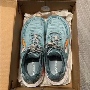 NEW ALTRA women's paradigm 6 running shoes - medium width in dusty teal 8.5